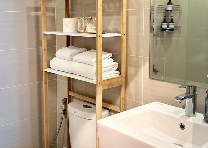 Modern Designer Uptown Bgc Appartement Manille