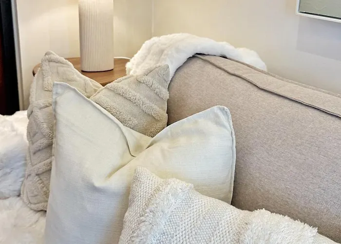 Appartement Modern Designer Uptown Bgc *