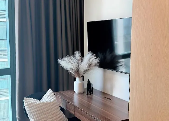 Modern Designer Uptown Bgc Appartement