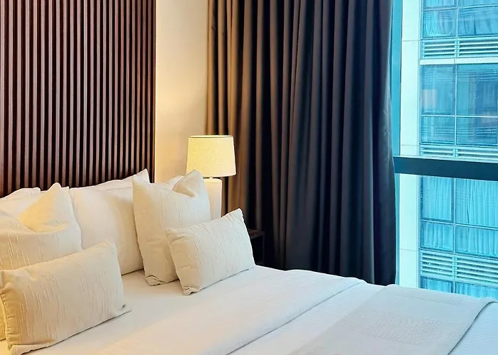Modern Designer Uptown Bgc Appartement Manille