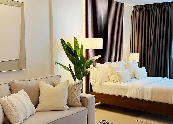 Modern Designer Uptown Bgc Appartement Manille